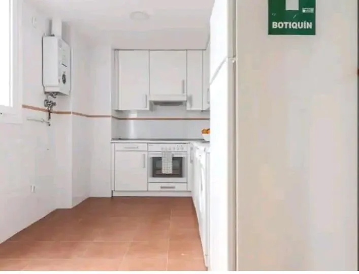 Apartamento con patio y piscina cerca de Sevilla La Algaba 0*,  España