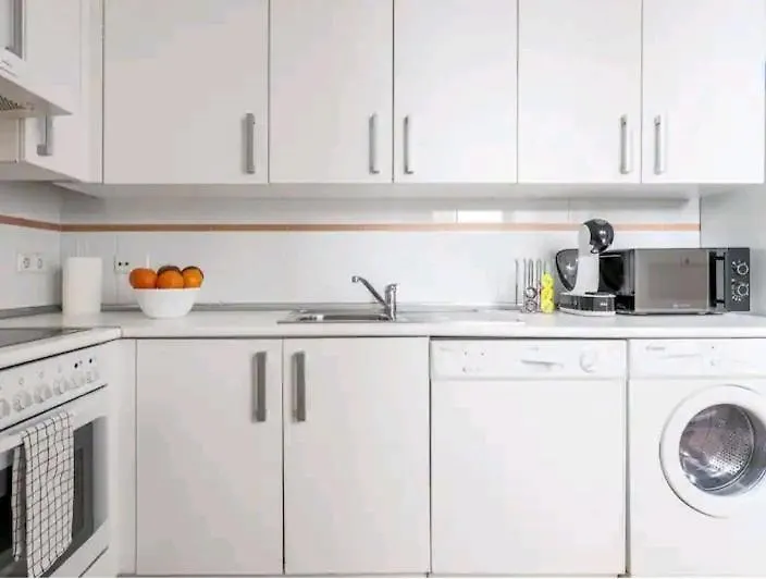 Apartamento con patio y piscina cerca de Sevilla La Algaba